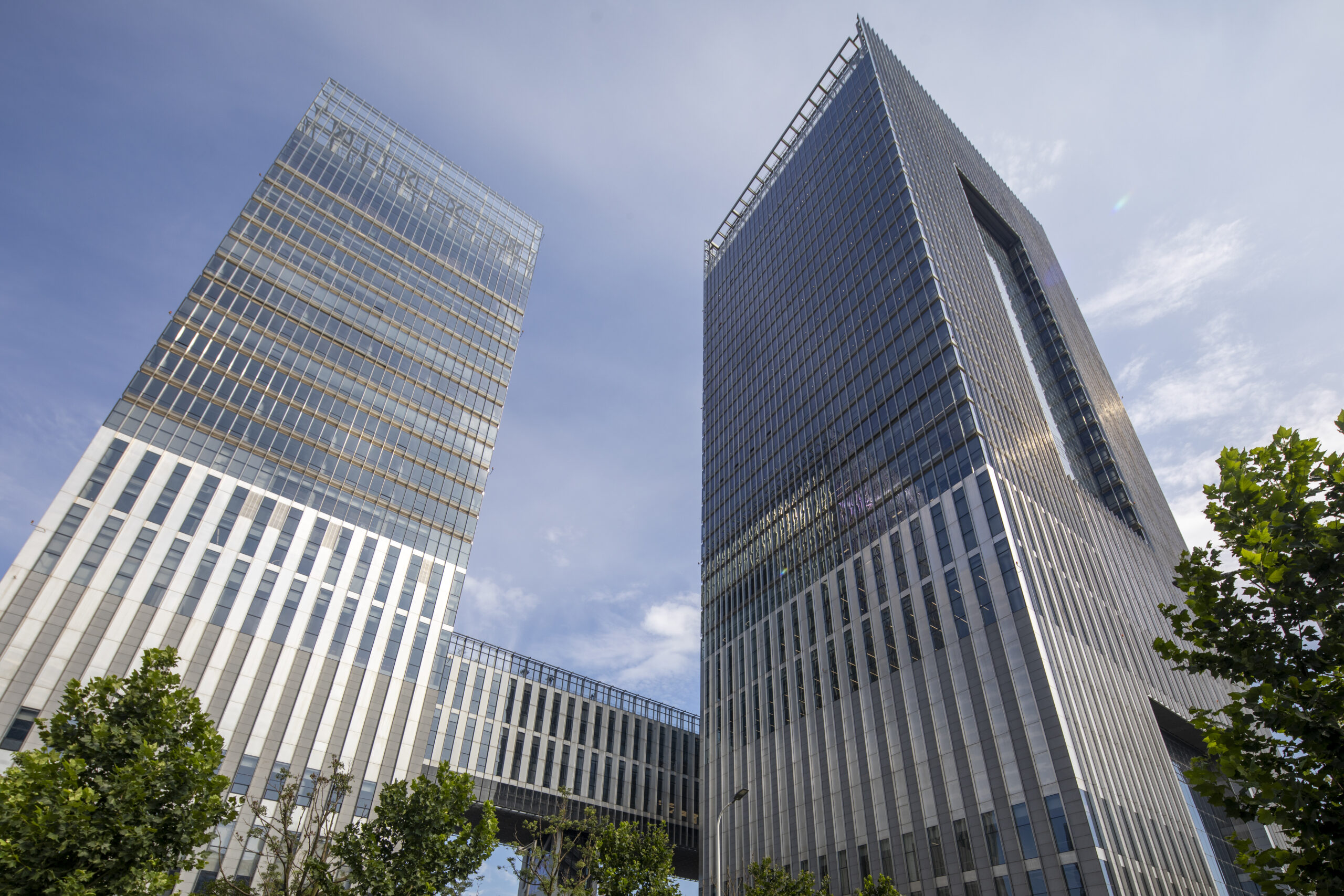 国际金融中心幕墙项目